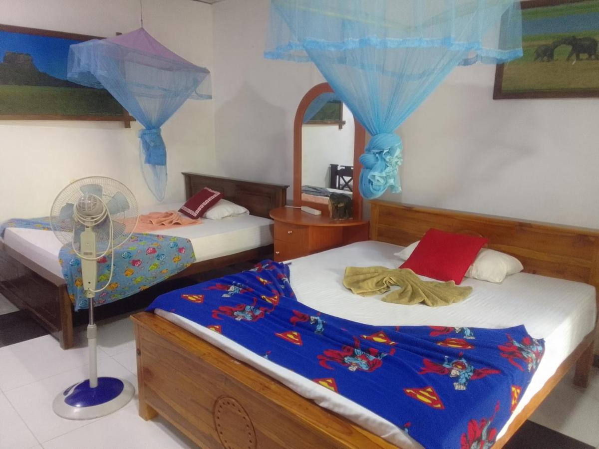 Sigiriya Village Home Stay & Private Room מראה חיצוני תמונה